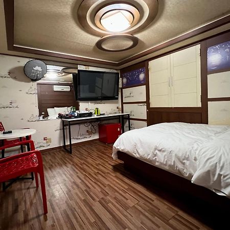 Picasso Motel ソウル特別市 エクステリア 写真